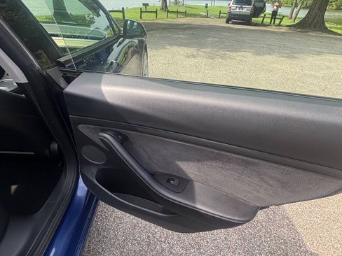 Used 2022 Tesla Model 3 RWD image 19