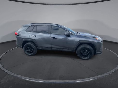 Used 2024 Toyota RAV4 LE image 9