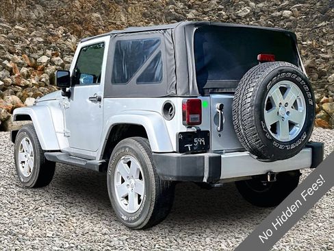 Used 2012 Jeep Wrangler Sahara w/ Dual Top Group AWD/4WD image 11