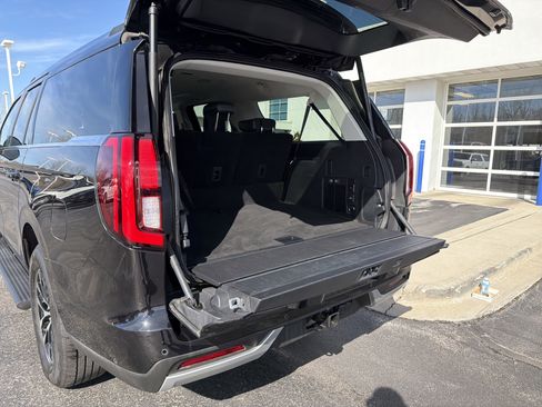 Certified 2025 Ford Expedition Max Platinum image 42