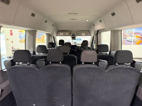 Used 2023 Ford Transit 350 XLT RWD image 29