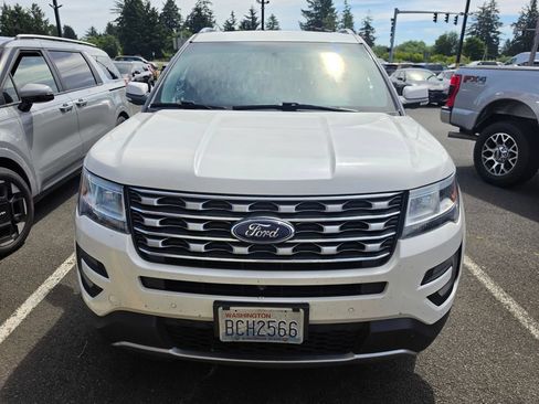 Used 2016 Ford Explorer Limited AWD/4WD image 3
