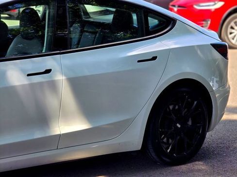 Used 2021 Tesla Model 3 Long Range AWD/4WD image 6