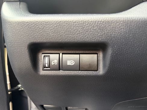 Used 2020 Toyota RAV4 LE w/ Carpet Mat Package FWD image 15