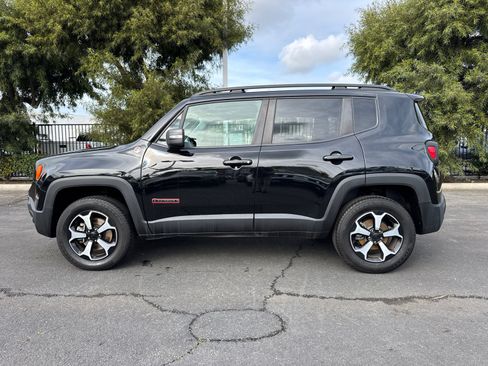 Used 2019 Jeep Renegade Trailhawk image 7