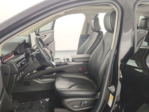 Used 2022 Lincoln Nautilus Reserve image 13