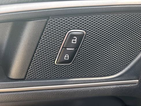 Used 2023 Ford Edge SEL image 24