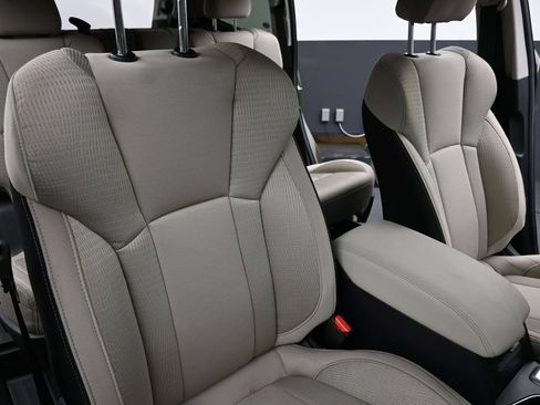 Certified 2025 Subaru Ascent Premium AWD/4WD image 14