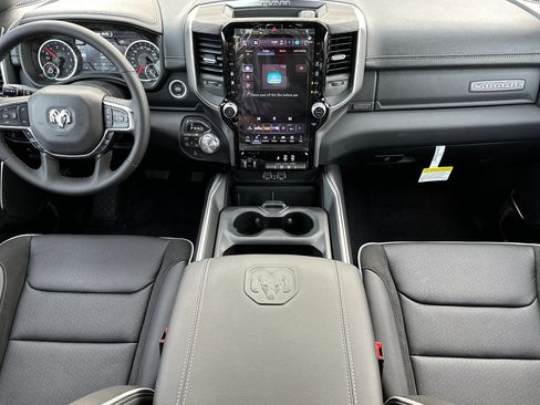 New 2026 RAM 1500 Laramie AWD/4WD image 12