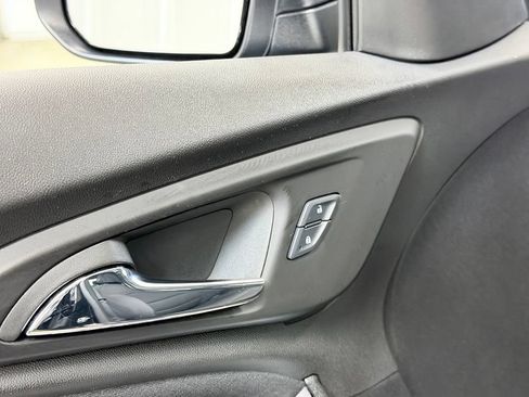 Used 2025 Chevrolet Malibu LT w/ Midnight Edition FWD image 9