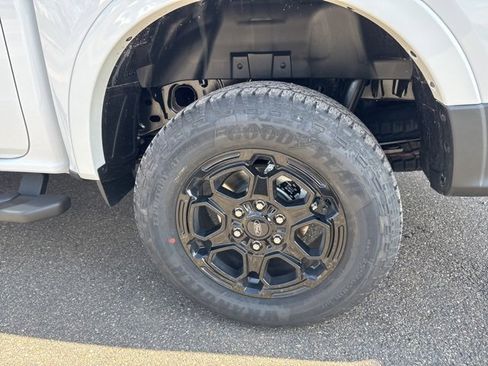New 2025 Ford Ranger XLT w/ FX4 Off-Road Package image 13