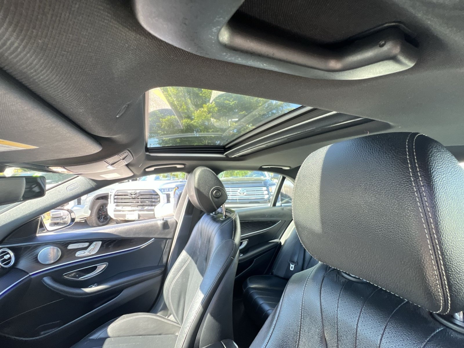 Used 2019 Mercedes-Benz E 450 4MATIC Sedan image 24