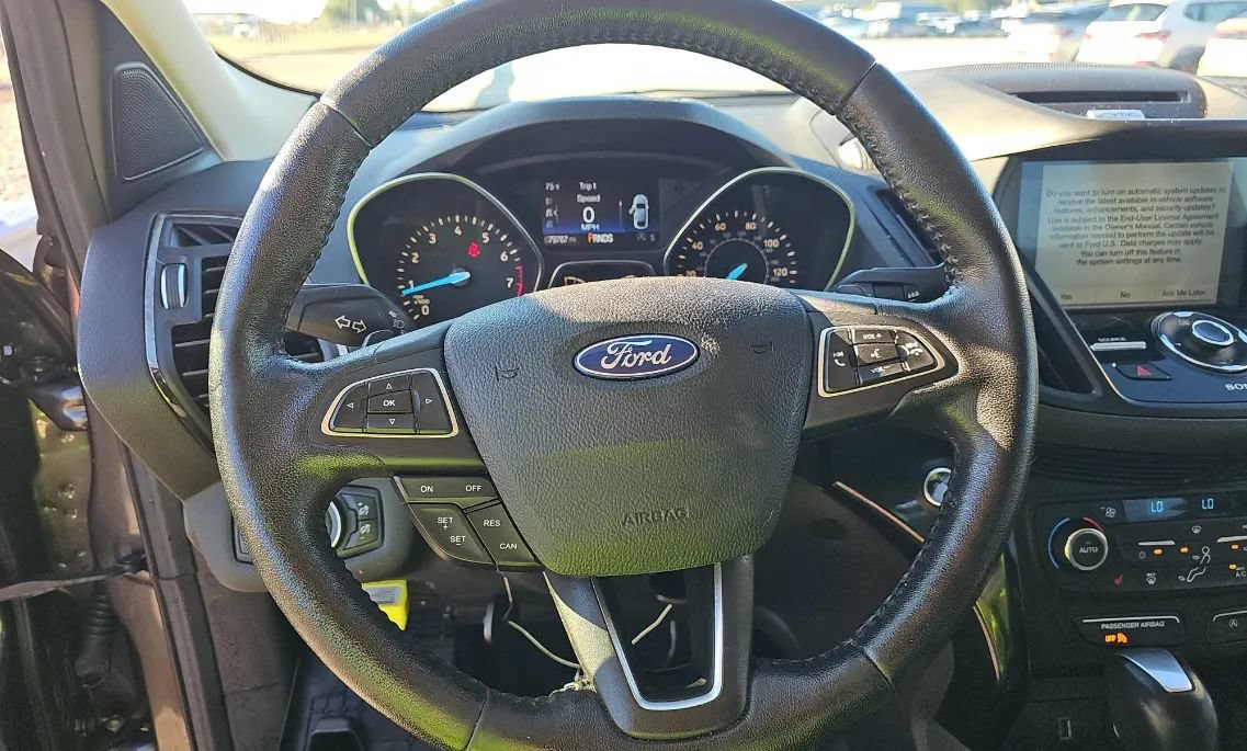 Used 2017 Ford Escape Titanium AWD/4WD image 10