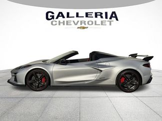 New 2026 Chevrolet Corvette E-Ray w/ Stealth Interior Trim Package AWD/4WD video 3