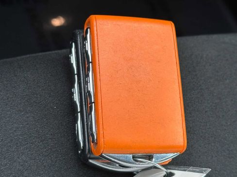 Certified 2023 Volvo C40 P8 Recharge Ultimate w/ Protection Package Premier image 32