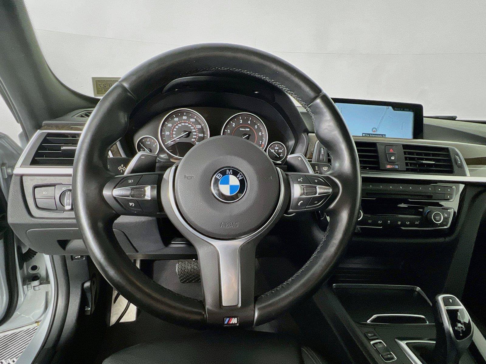 Used 2017 BMW 340i xDrive Sedan AWD/4WD image 12