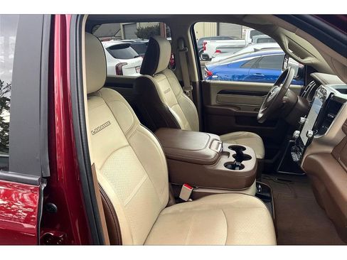 Used 2022 RAM 2500 Laramie image 7