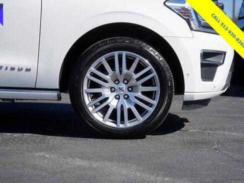 Certified 2024 Ford Expedition Max Platinum image 4