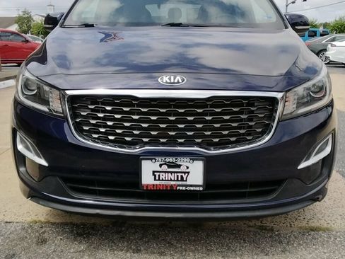 Used 2021 Kia Sedona LX FWD image 6