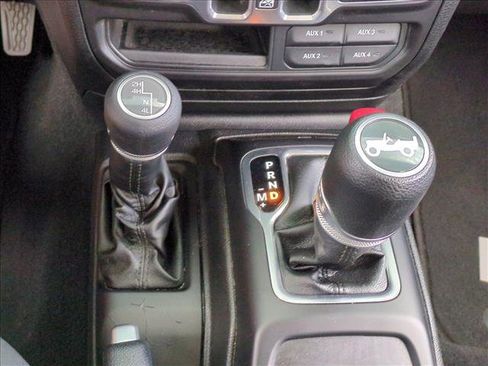 Used 2018 Jeep Wrangler Unlimited Sport S image 10