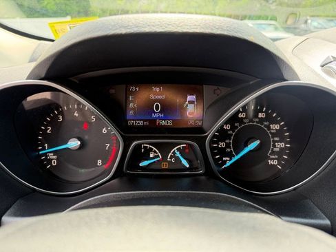 Used 2017 Ford Escape Titanium FWD image 14