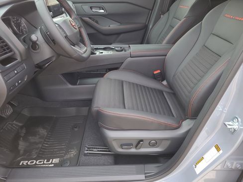 New 2026 Nissan Rogue SV AWD/4WD image 12