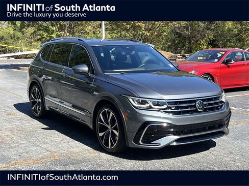 Used 2024 Volkswagen Tiguan SEL R-Line image 1