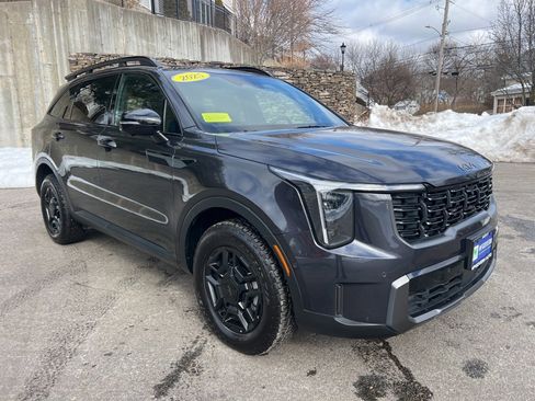 Certified 2025 Kia Sorento SX Prestige image 7