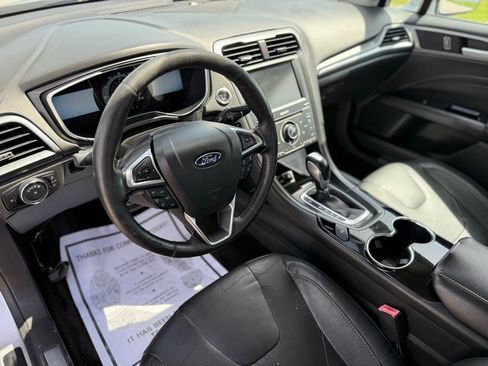 Used 2014 Ford Fusion Titanium AWD/4WD image 10