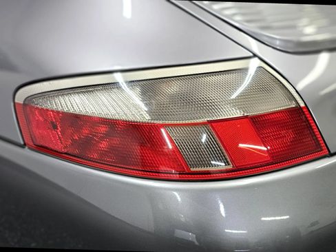 Used 2003 Porsche 911 GT3 RS image 38