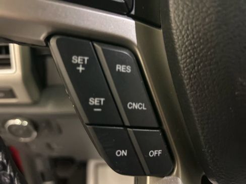 Used 2022 Ford F250 Lariat w/ Black Appearance Package image 25