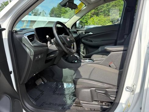 Used 2024 Buick Encore GX Preferred FWD image 15