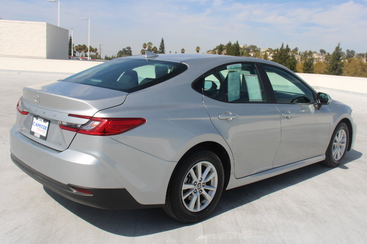 Certified 2025 Toyota Camry LE FWD image 3