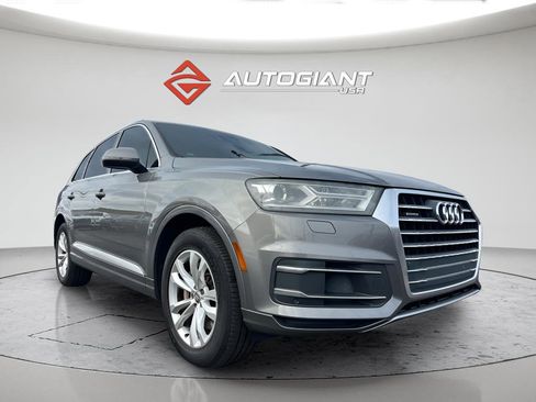 Used 2017 Audi Q7 3.0T Premium image 11