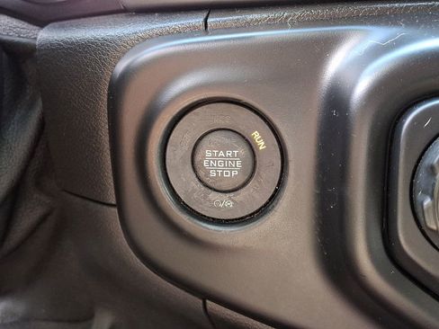 Used 2021 Jeep Wrangler Unlimited Sport image 22