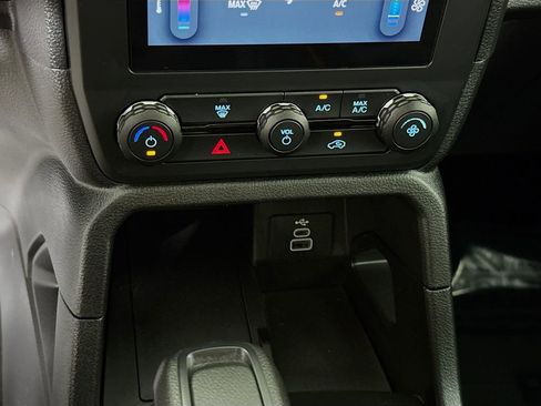 Used 2024 Ford Ranger XL w/ Trailer Tow Package image 7