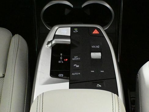 New 2026 BMW X1 xDrive28i w/ Technology Package image 24