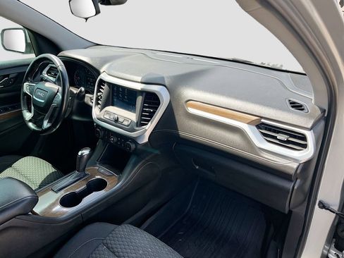 Used 2019 GMC Acadia SLE w/ LPO, Floor Liner Package image 28