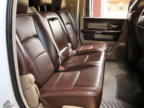 Used 2018 RAM 2500 Laramie w/ Convenience Group image 43