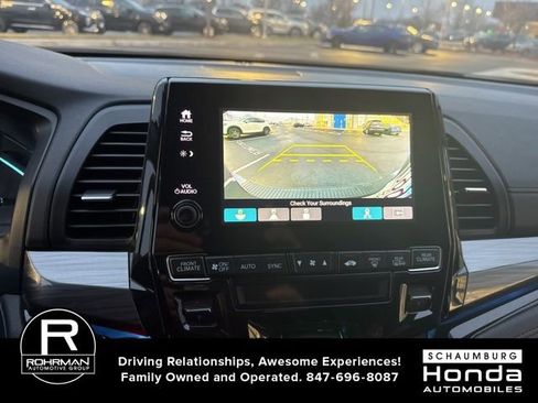 Used 2023 Honda Odyssey Elite image 11