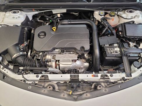 Used 2024 Chevrolet Malibu LT FWD image 30