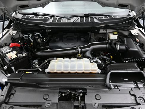 Used 2022 Ford F150 XLT w/ Equipment Group 302A High AWD/4WD image 7