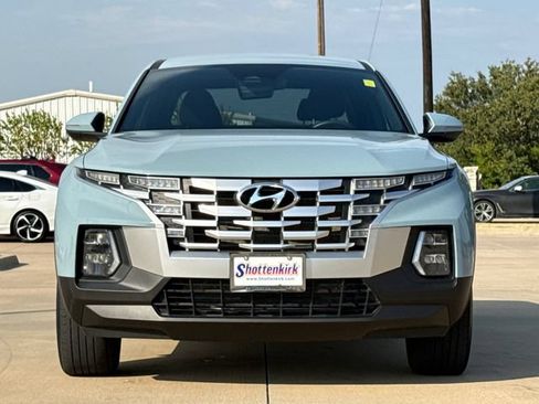 Used 2024 Hyundai Santa Cruz SEL FWD image 2