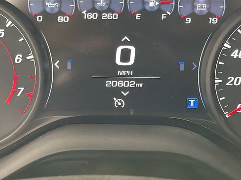 Used 2022 Chevrolet Camaro SS RWD image 9