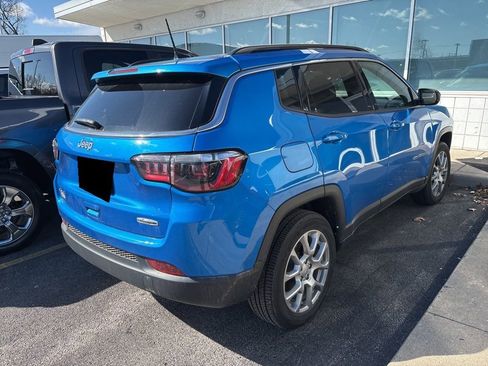 Certified 2023 Jeep Compass Latitude image 4