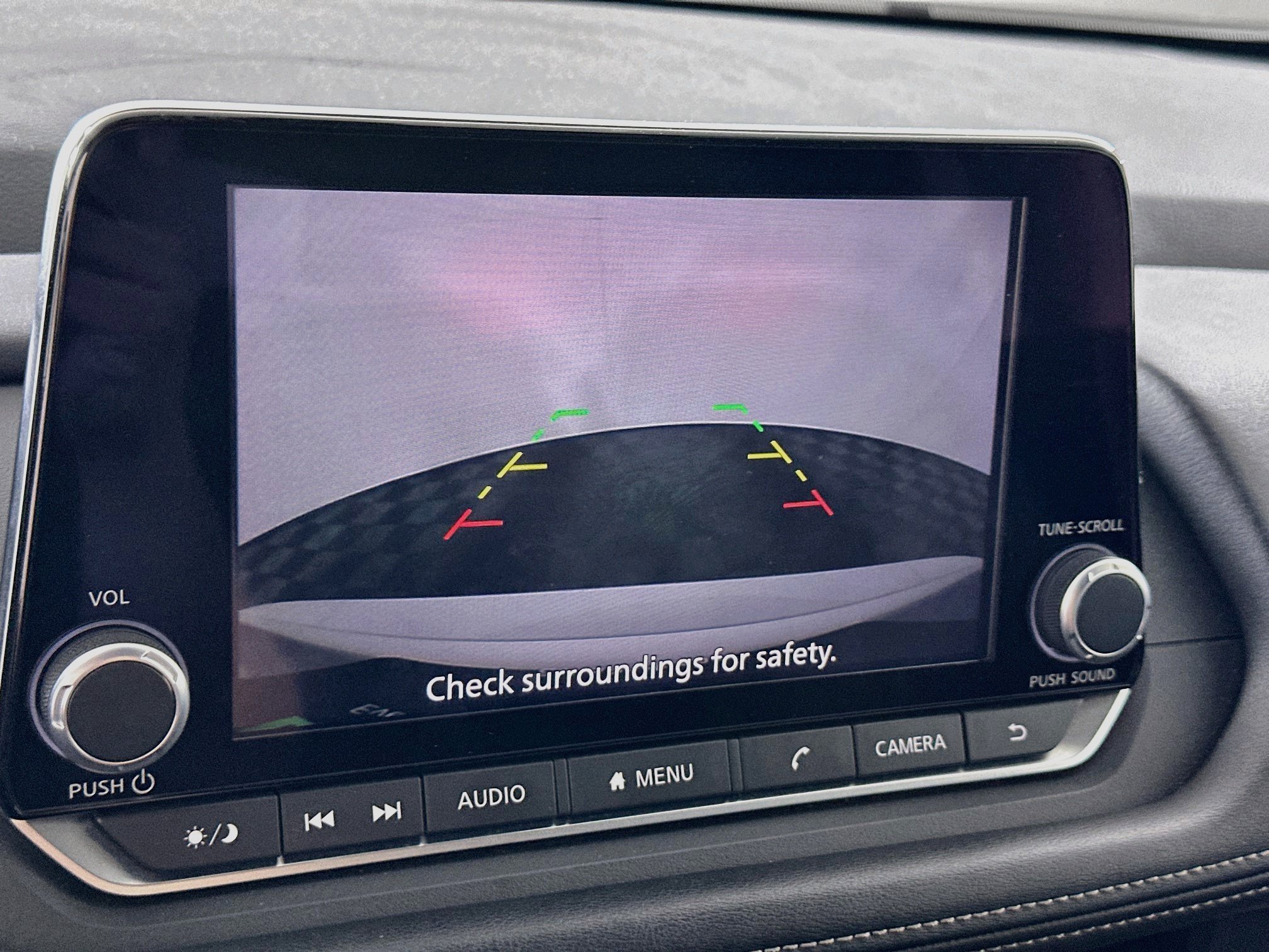 Used 2025 Nissan Rogue SV FWD image 21