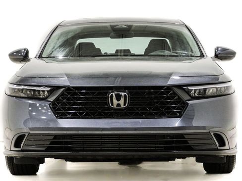 Used 2024 Honda Accord EX image 2