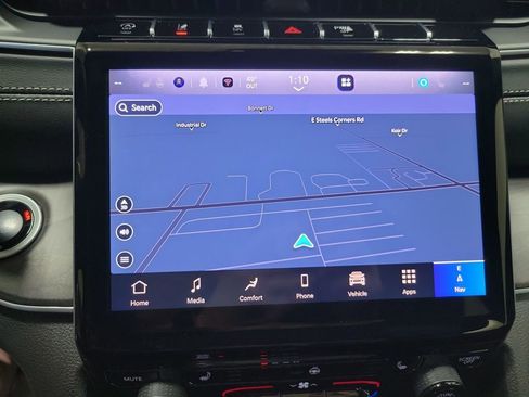 New 2025 Jeep Grand Cherokee Limited w/ Black Appearance Package image 22