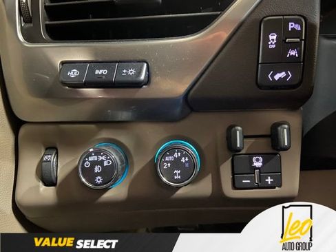 Used 2016 Chevrolet Tahoe LTZ AWD/4WD image 18