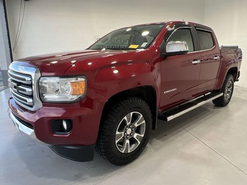 Used 2017 GMC Canyon SLT image 4